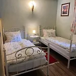 Kokl - Adults Only Daire